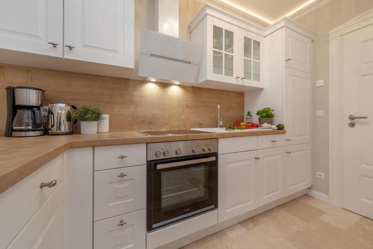 Traumhaus Unter Reet Apartment Zingst Bagian luar foto