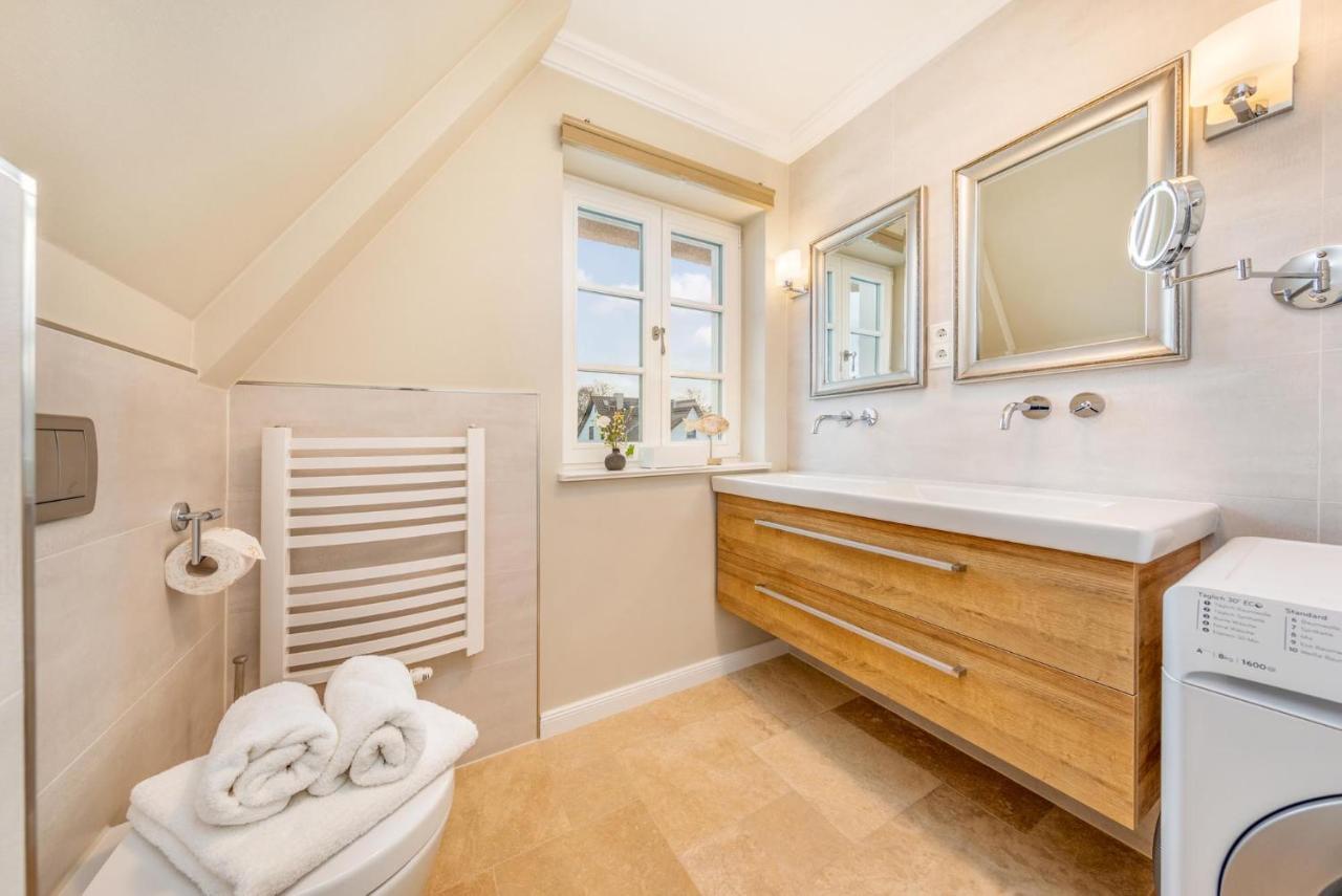 Traumhaus Unter Reet Apartment Zingst Bagian luar foto