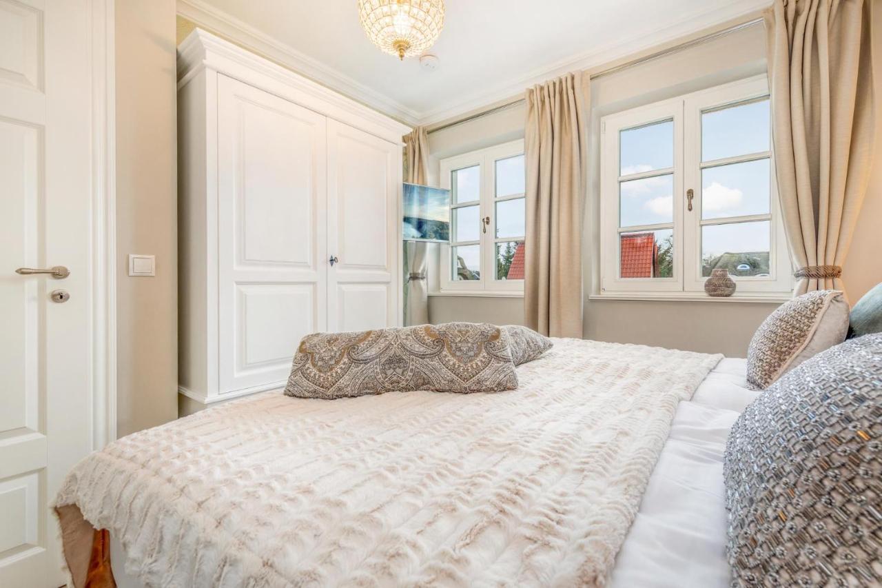 Traumhaus Unter Reet Apartment Zingst Bagian luar foto