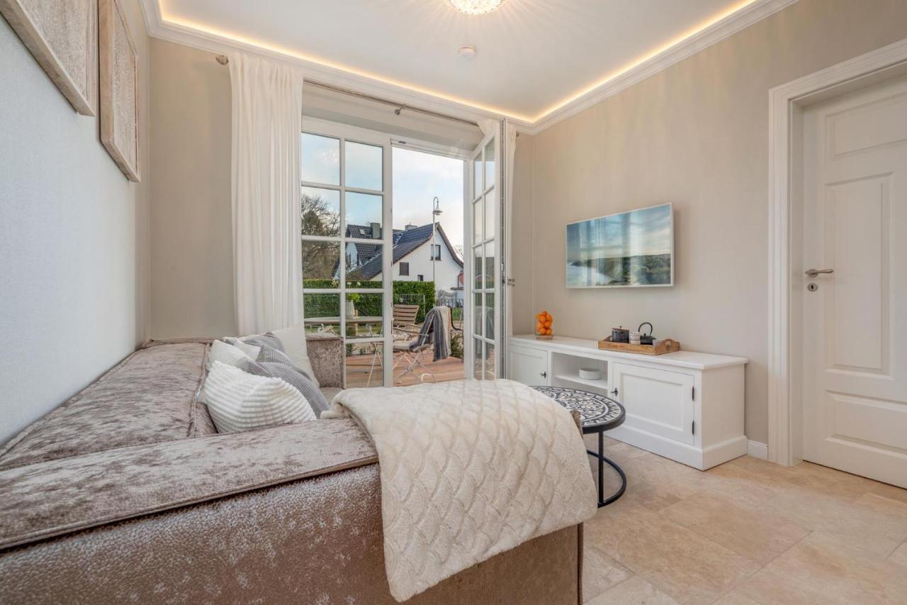 Traumhaus Unter Reet Apartment Zingst Bagian luar foto