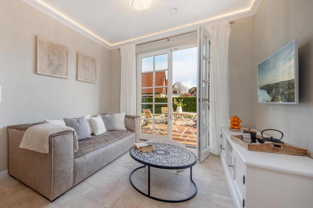 Traumhaus Unter Reet Apartment Zingst Bagian luar foto